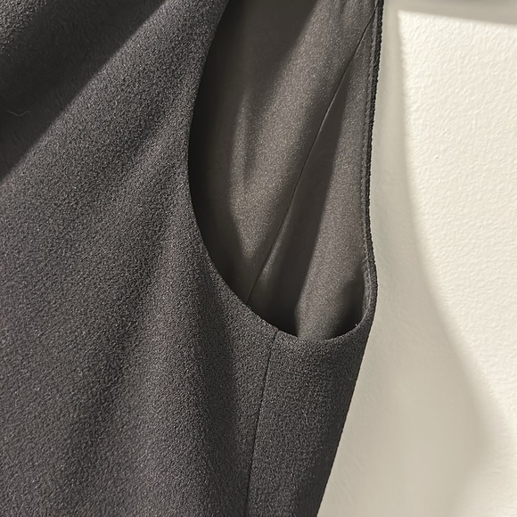 Like new peplum Ann Taylor dress size 6 - Picture 7 of 8